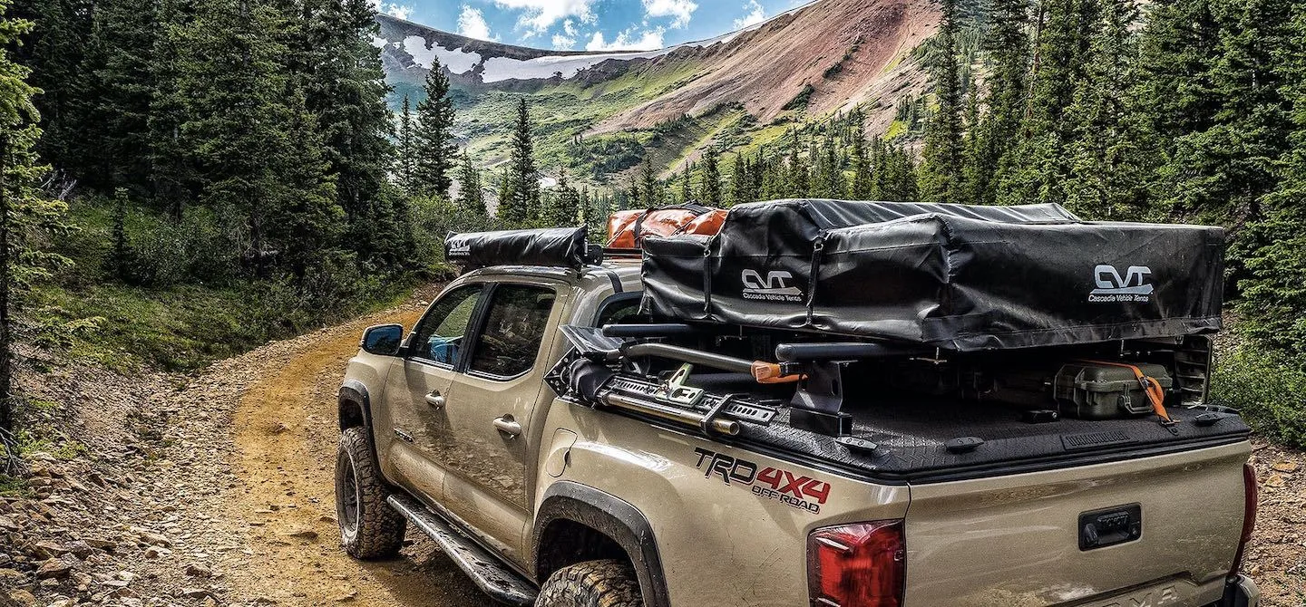 DiamondBack 2016-2023 Toyota Tacoma HD Tonneau Cover