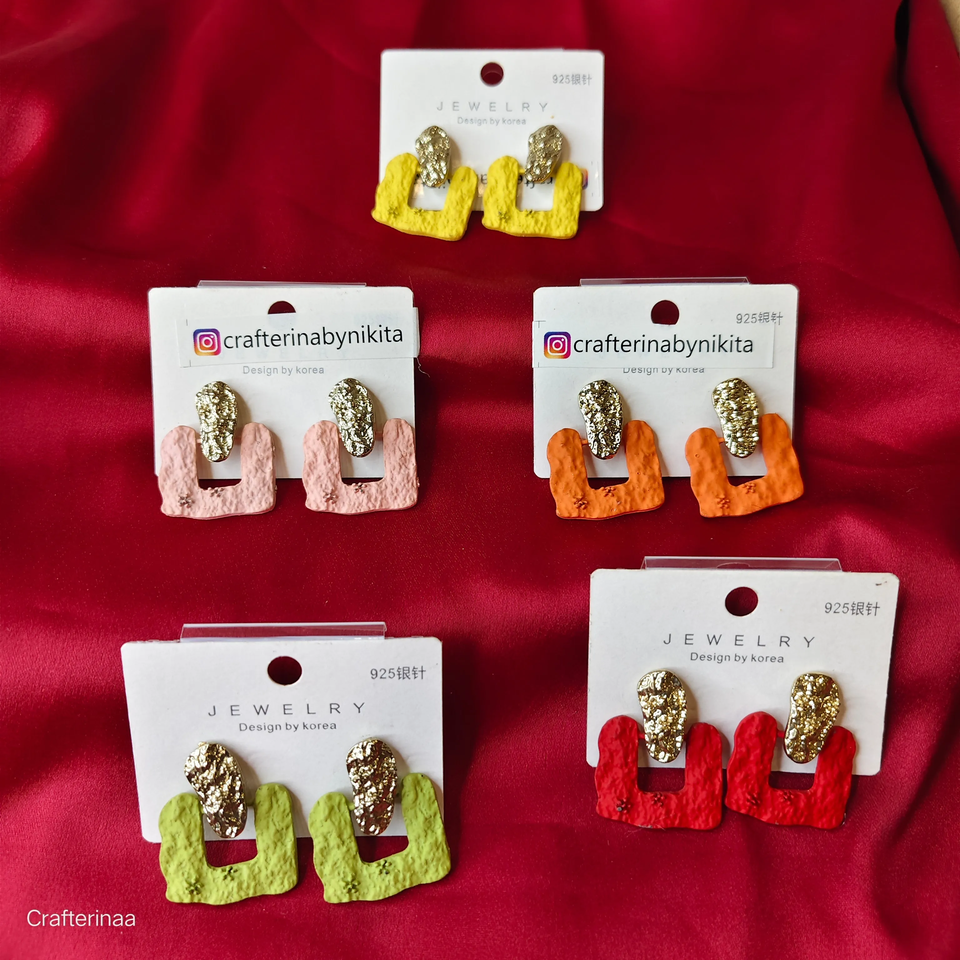 Elegant square studs