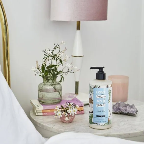 Love Beauty And Planet Coconut Water & Mimosa Flower Lotion