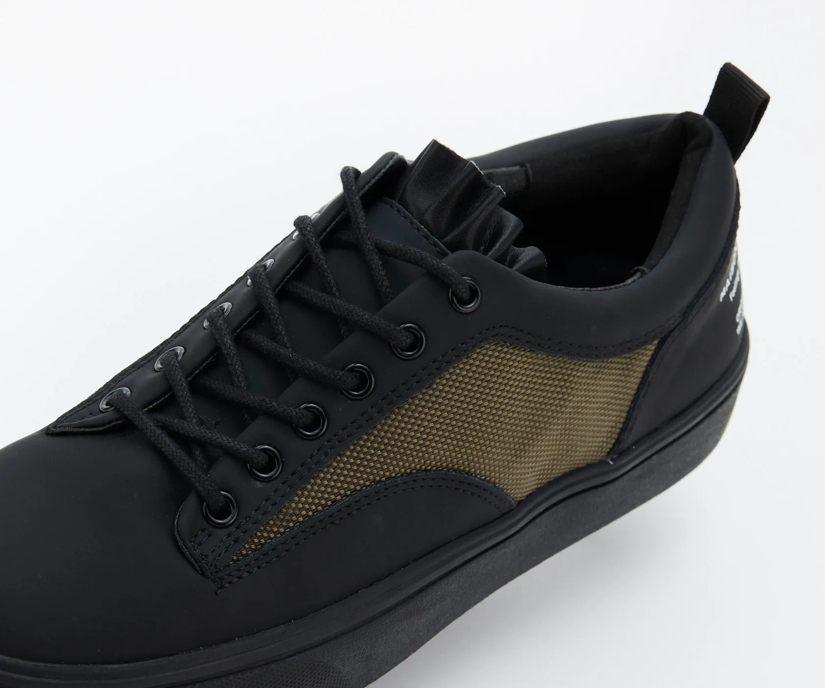 MAVERICK Classic Low-Cut Sneakers - Khaki