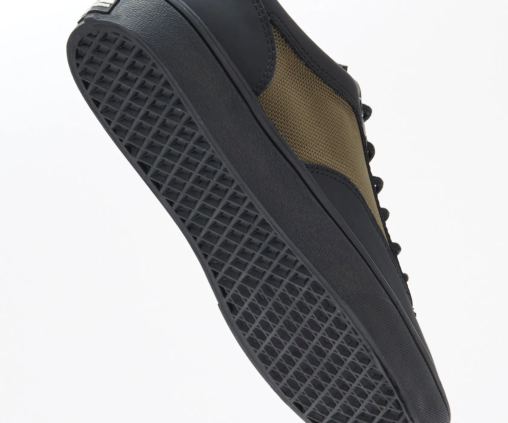 MAVERICK Classic Low-Cut Sneakers - Khaki